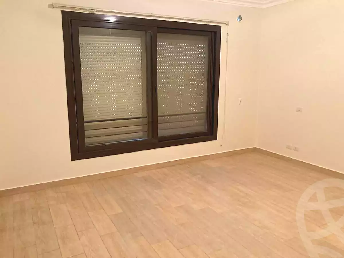 https://aqarmap.com.eg/en/listing/6601313-for-sale-cairo-el-sheikh-zayed-city-compounds-beverly-hills