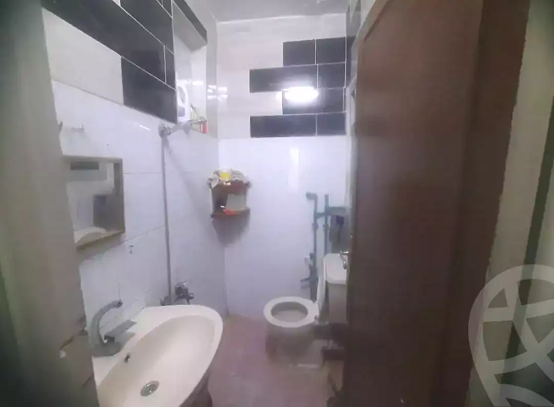 https://aqarmap.com.eg/en/listing/6602003-for-sale-cairo-helwan-hadayek-helwan-el-obour