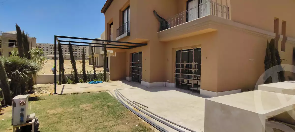https://aqarmap.com.eg/ar/listing/6563828-for-sale-cairo-el-sheikh-zayed-city-compounds-kmbwnd-fyldj-wyst-dr-llttwyr