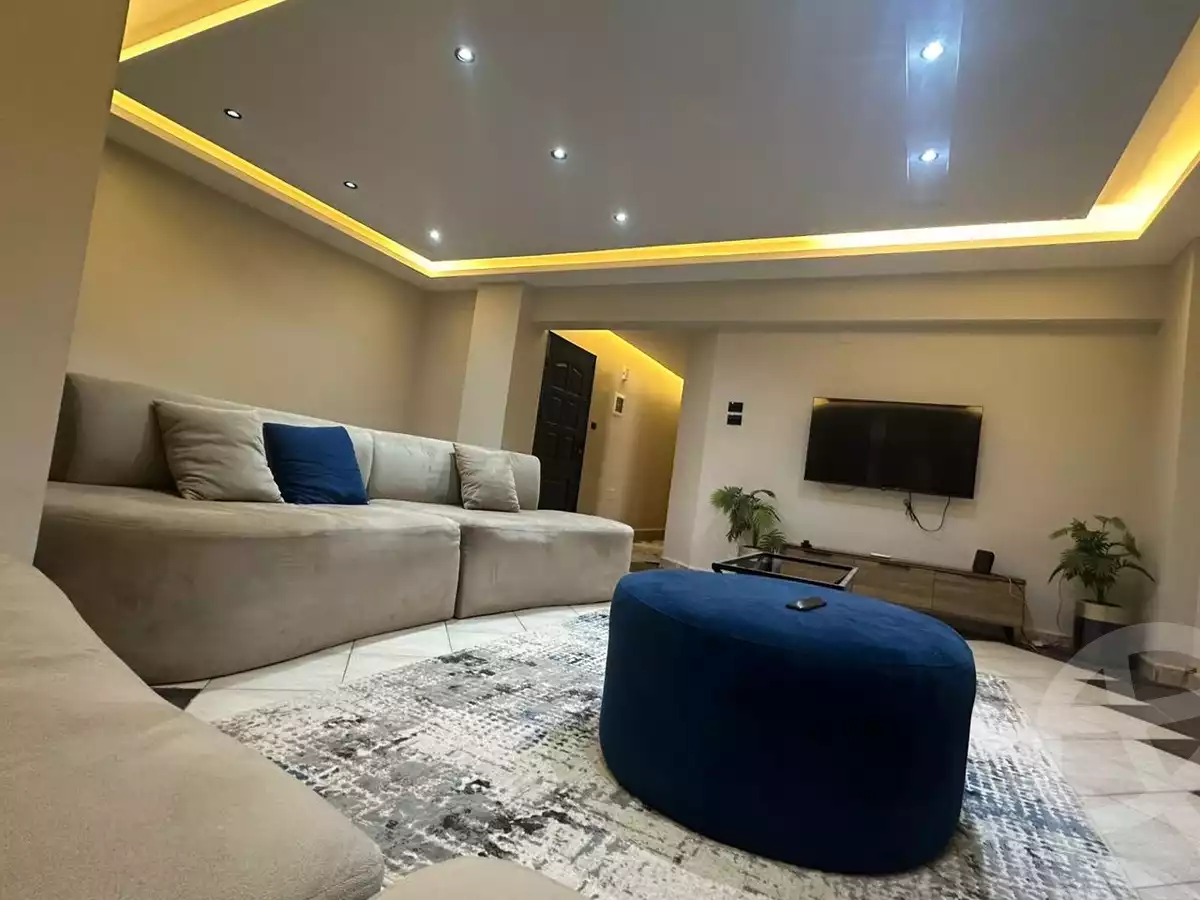 https://aqarmap.com.eg/ar/listing/6602856-for-rent-cairo-6th-of-october-central-axis