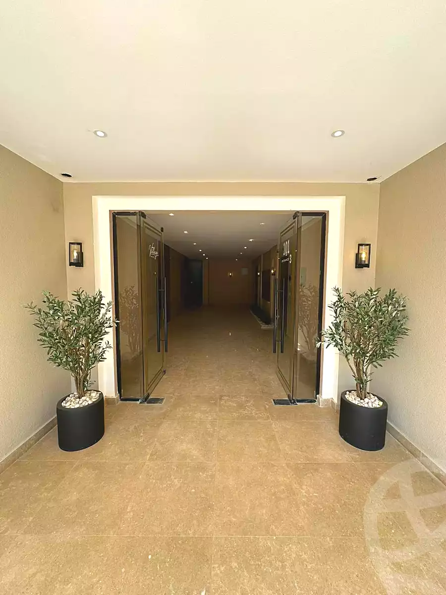 https://aqarmap.com.eg/ar/listing/6603874-for-sale-cairo-el-sheikh-zayed-city-compounds-kmbwnd-fyldj-wyst-dr-llttwyr