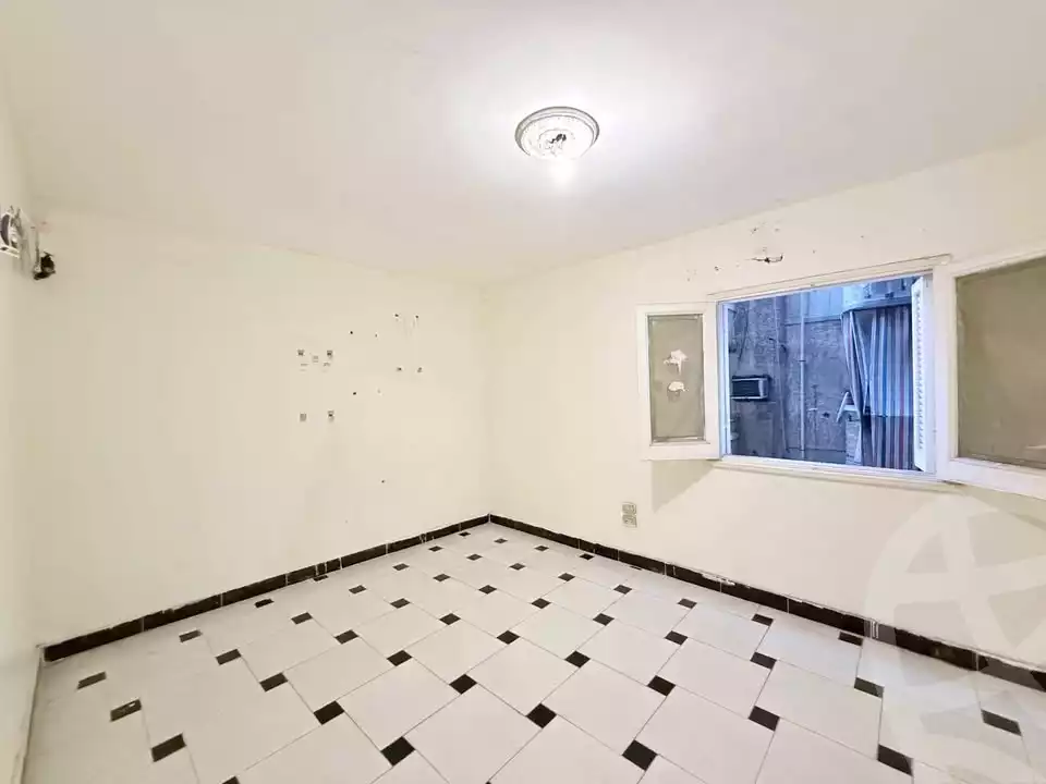 https://aqarmap.com.eg/en/listing/6604019-for-sale-alexandria-ganaklis