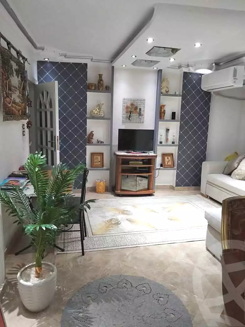 https://aqarmap.com.eg/ar/listing/6604051-for-sale-cairo-helwan-zou-el-fekar-basha-st
