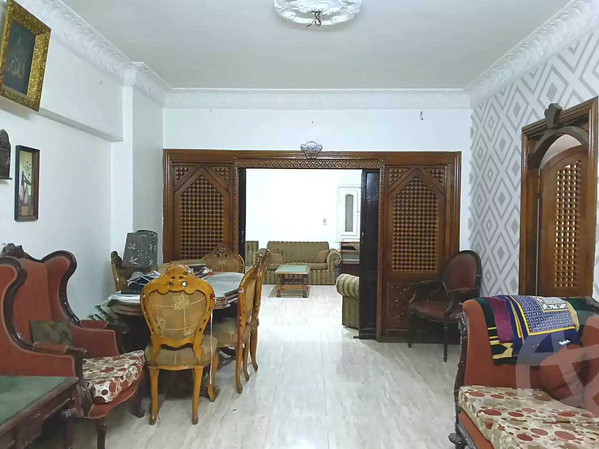 https://aqarmap.com.eg/en/listing/6604586-for-sale-cairo-shoubra-el-khalafwai-dolenat-st
