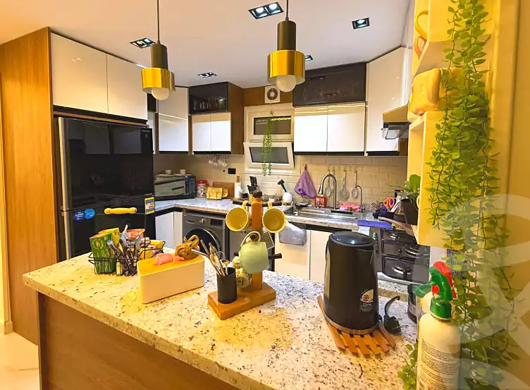 https://aqarmap.com.eg/ar/listing/6604996-for-sale-cairo-ain-shams-jsr-lswys