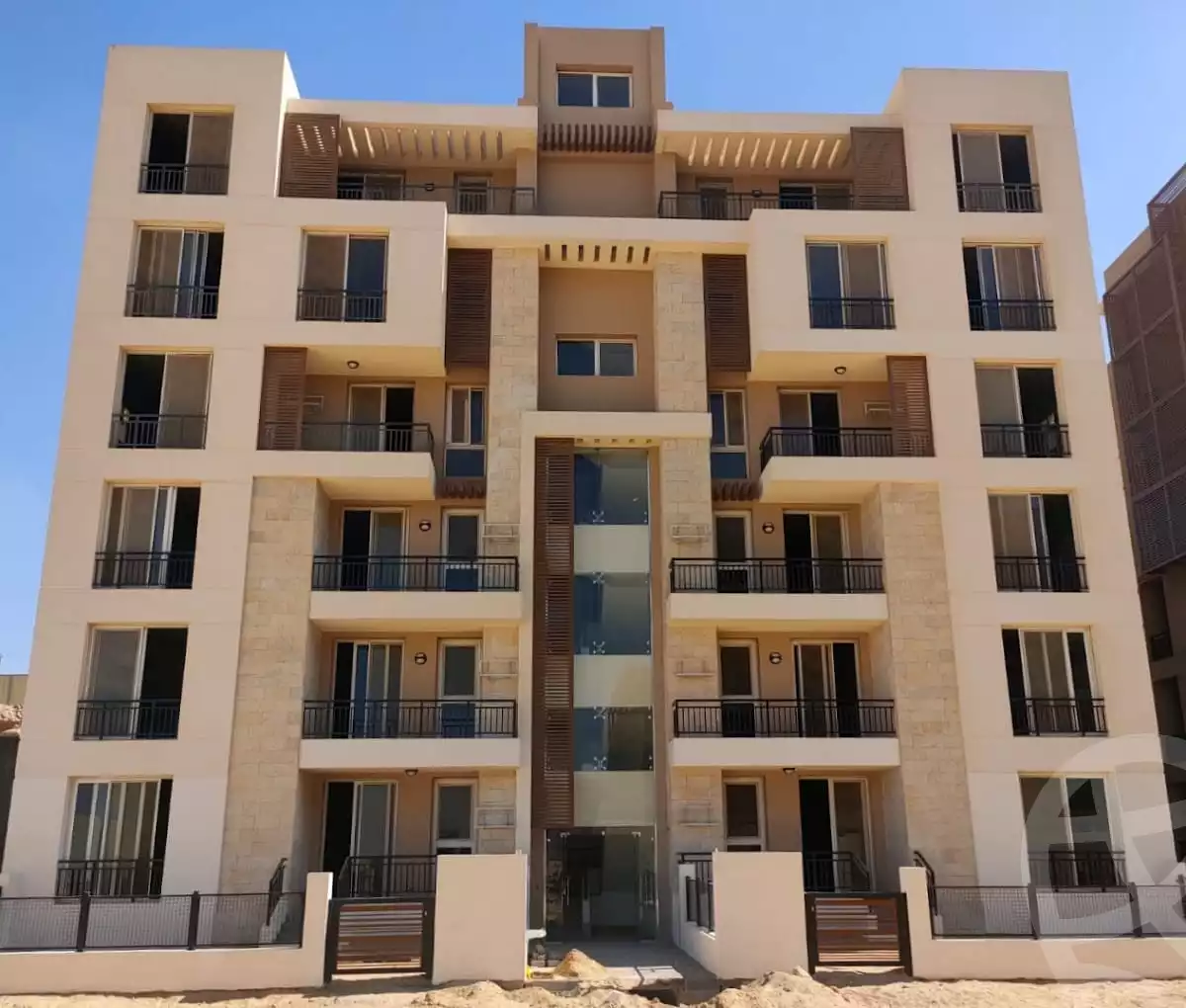 https://aqarmap.com.eg/en/listing/6605431-for-sale-cairo-new-cairo-compounds-tag-city-shalya-taj-city
