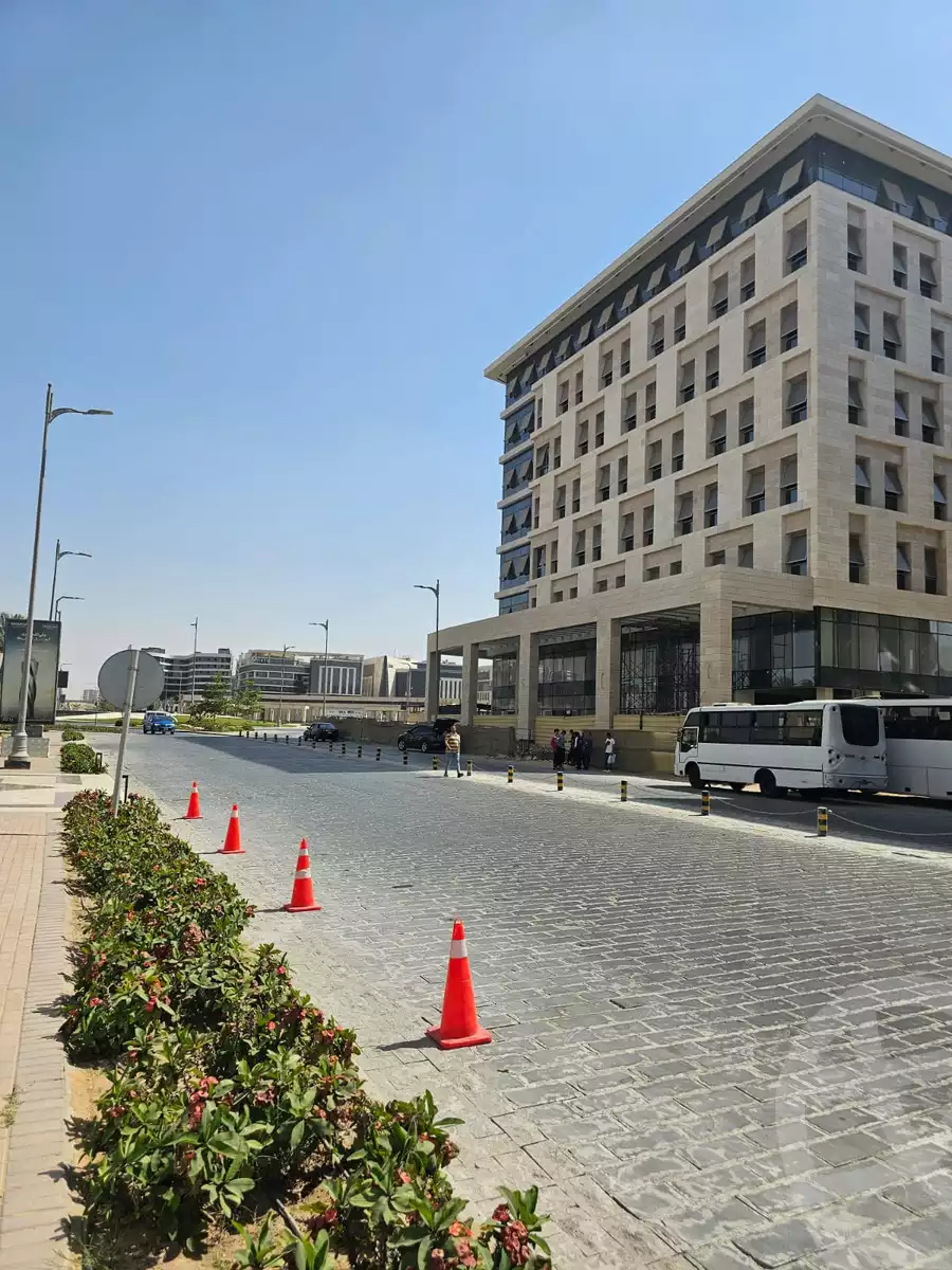 https://aqarmap.com.eg/en/listing/6606205-for-sale-cairo-new-administrative-capital-lhy-lmly-mrkyh-mwl