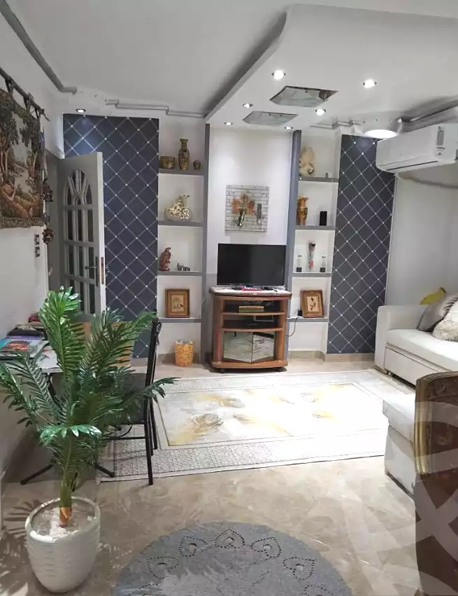 https://aqarmap.com.eg/en/listing/6607022-for-sale-cairo-helwan-zou-el-fekar-basha-st