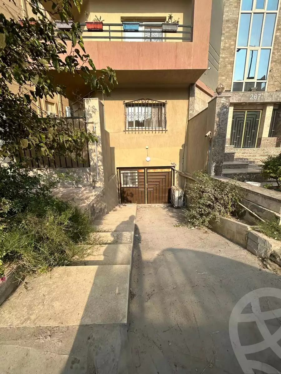 https://aqarmap.com.eg/en/listing/6608139-for-rent-cairo-6th-of-october-mntq-fr-y-b-6-ktwbr