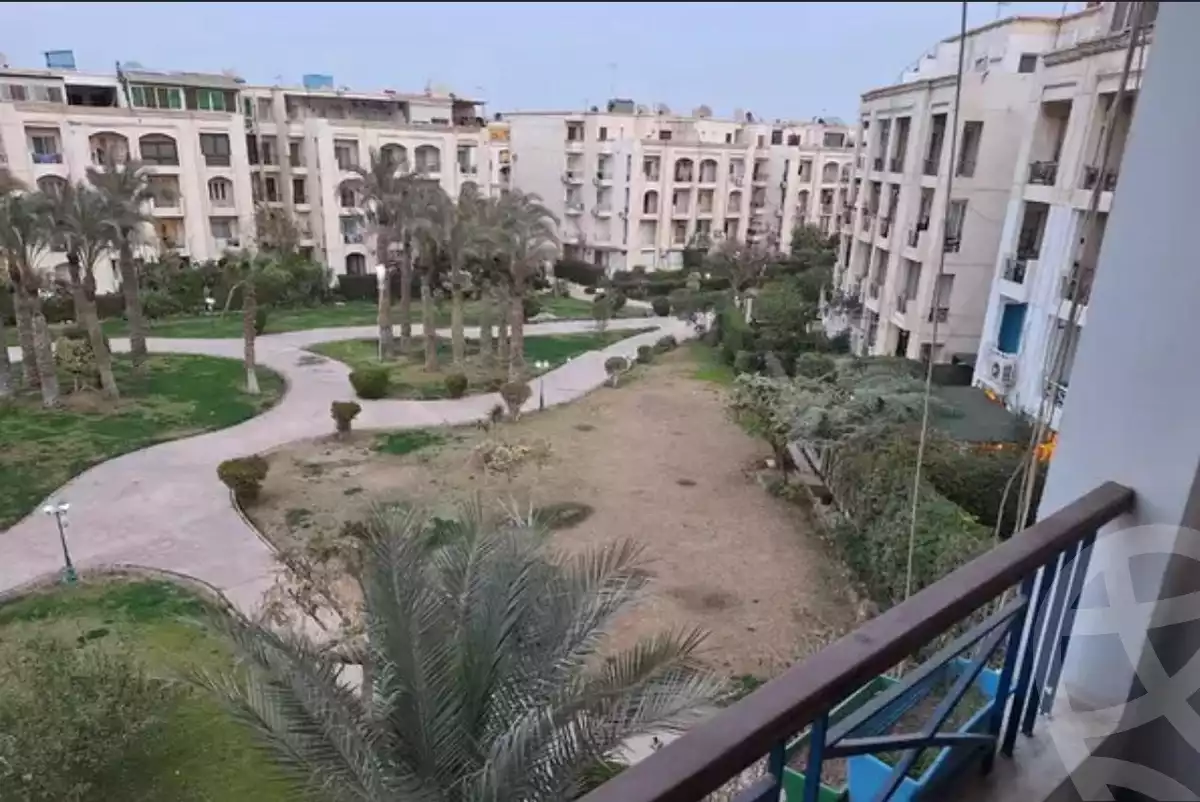 https://aqarmap.com.eg/en/listing/6608150-for-sale-cairo-el-sheikh-zayed-city-compounds-hadayek-el-mohandiseen