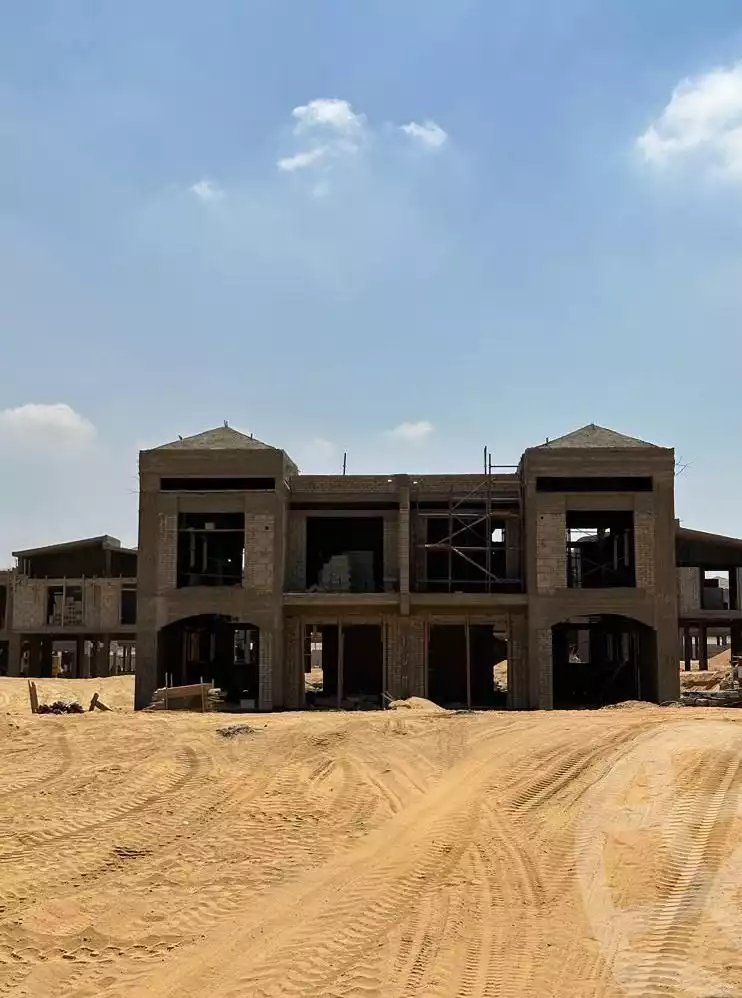 https://aqarmap.com.eg/en/listing/6608312-for-sale-cairo-el-sheikh-zayed-city-compounds-kmbwnd-fyldj-wyst-dr-llttwyr