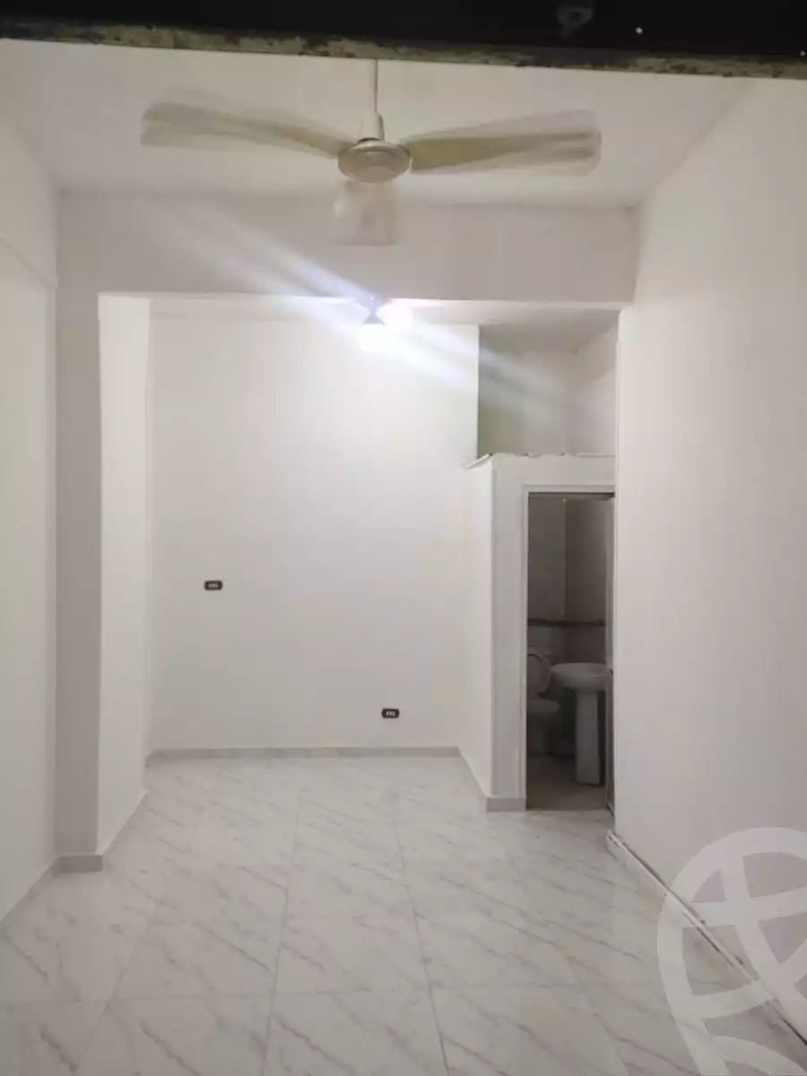 https://aqarmap.com.eg/ar/listing/6608534-for-sale-alexandria-el-mandara-alex-el-mandara-bahri-sidi-kamal-st