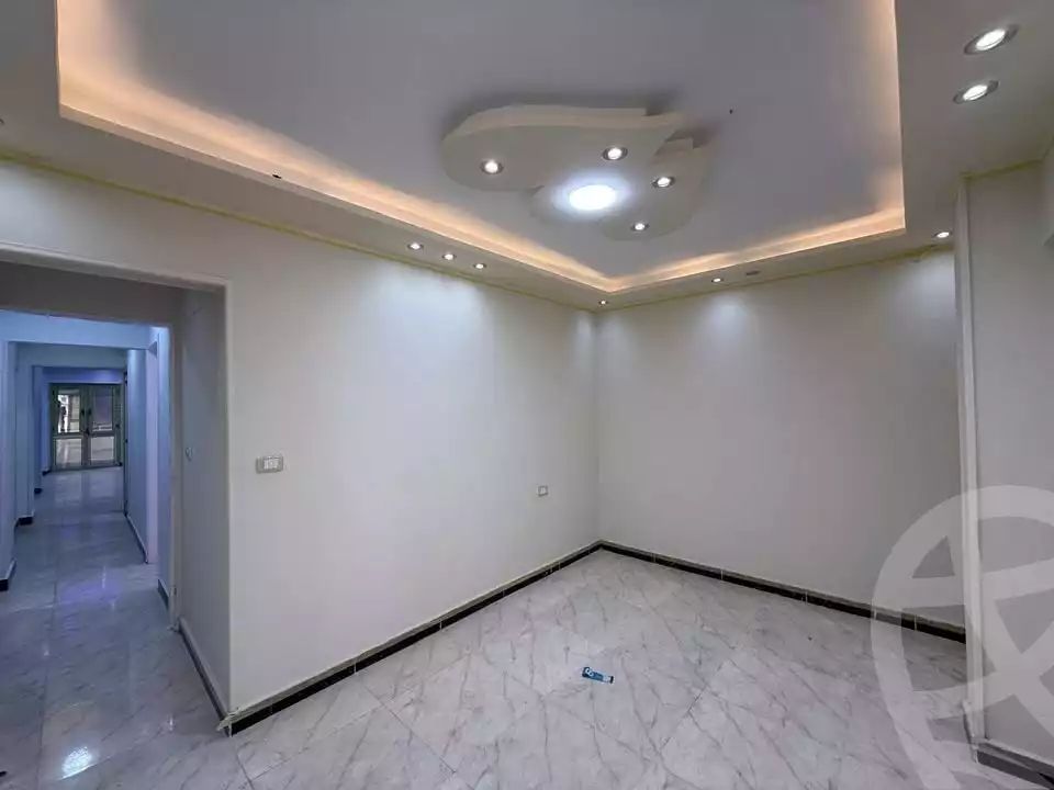 https://aqarmap.com.eg/ar/listing/6609255-for-sale-alexandria-sydy-bshr-sydy-bshr-bhry-gamal-abd-el-nasir-st