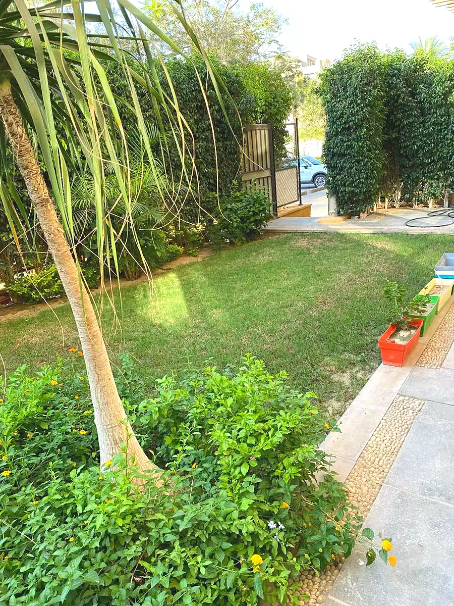 https://aqarmap.com.eg/ar/listing/6610725-for-rent-cairo-new-cairo-compounds-eastown-spectrum-eastown-compound