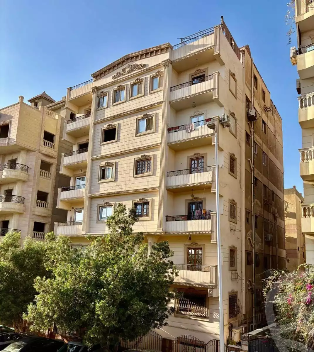 https://aqarmap.com.eg/ar/listing/6613134-for-sale-cairo-new-cairo-el-ahyaa-fourth-neighborhood-street-1