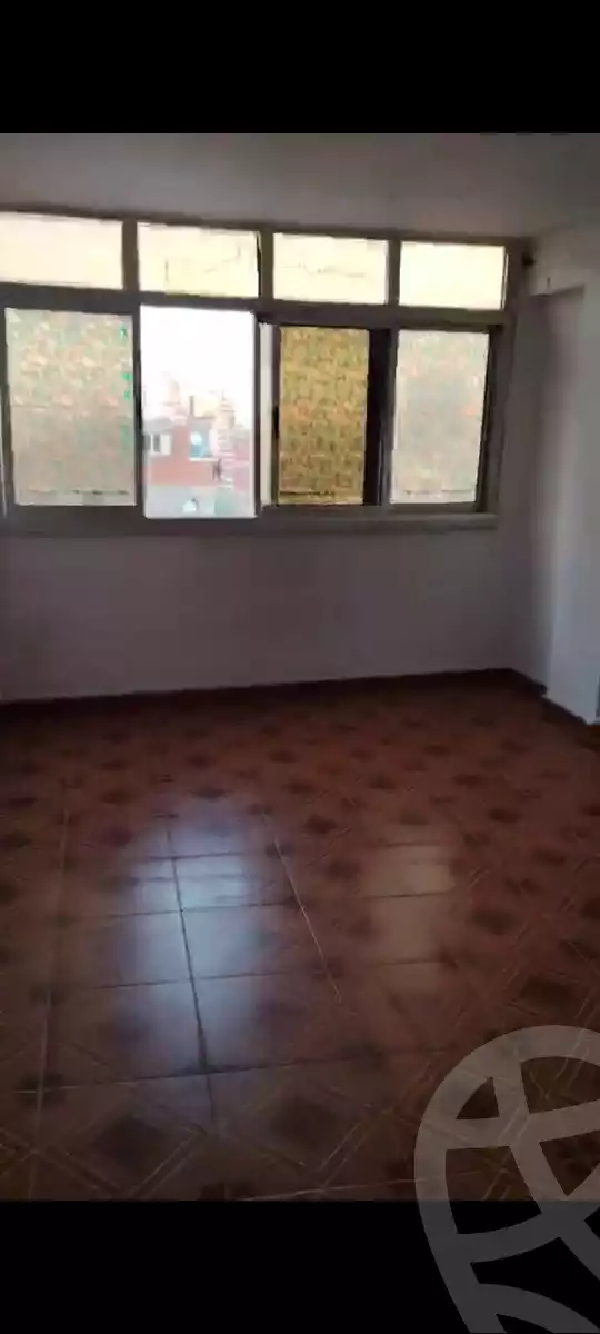 https://aqarmap.com.eg/ar/listing/6614370-for-sale-alexandria-el-asafra-l-sfr-qbly-street-30