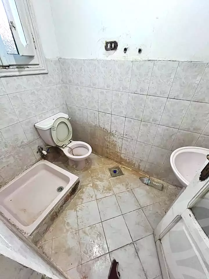 https://aqarmap.com.eg/en/listing/6615416-for-sale-alexandria-l-jmy-lbytsh-waheed-sabir-st