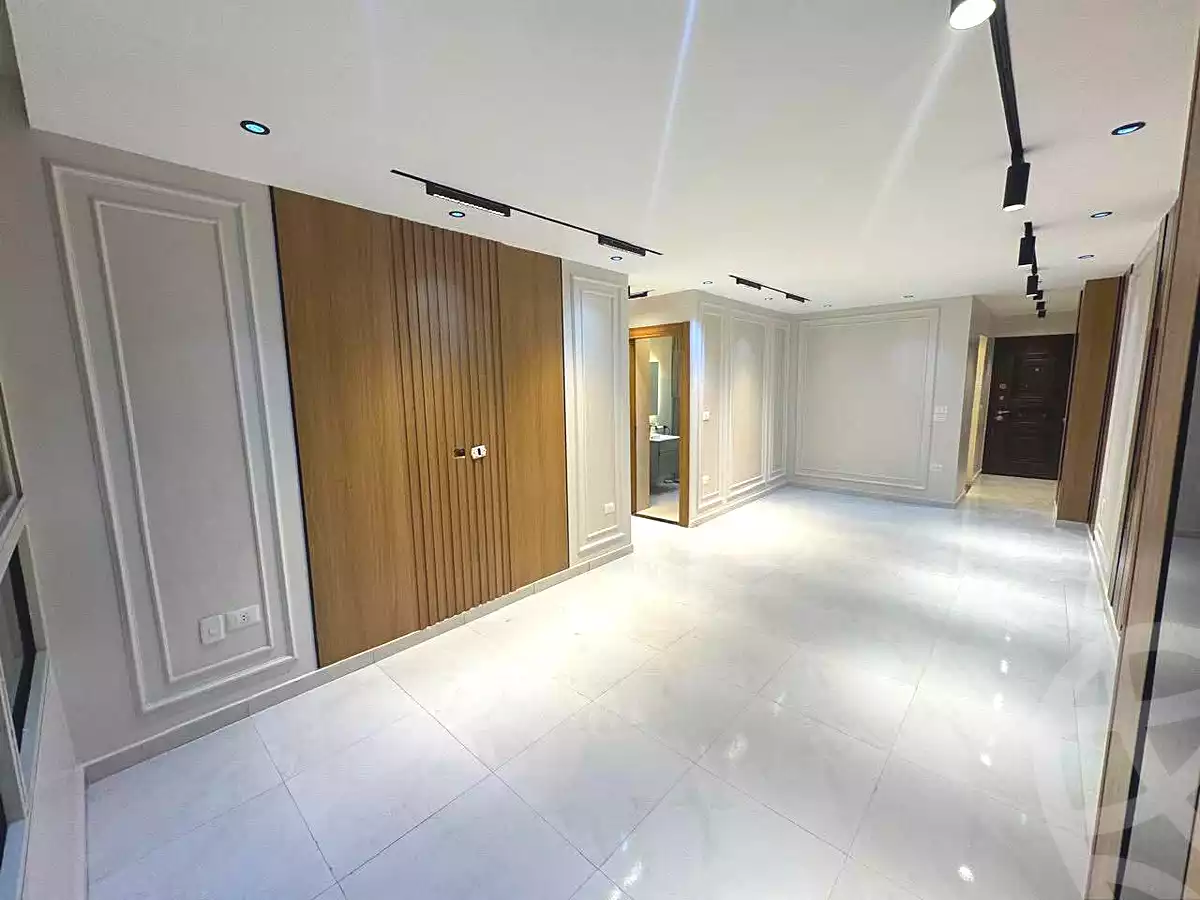 https://aqarmap.com.eg/en/listing/6615517-for-sale-cairo-mokattam-el-hadabah-el-wosta-el-mantaqa-el-olaa-baron-school-street
