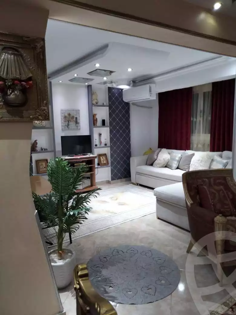https://aqarmap.com.eg/ar/listing/6615856-for-sale-cairo-helwan-zou-el-fekar-basha-st