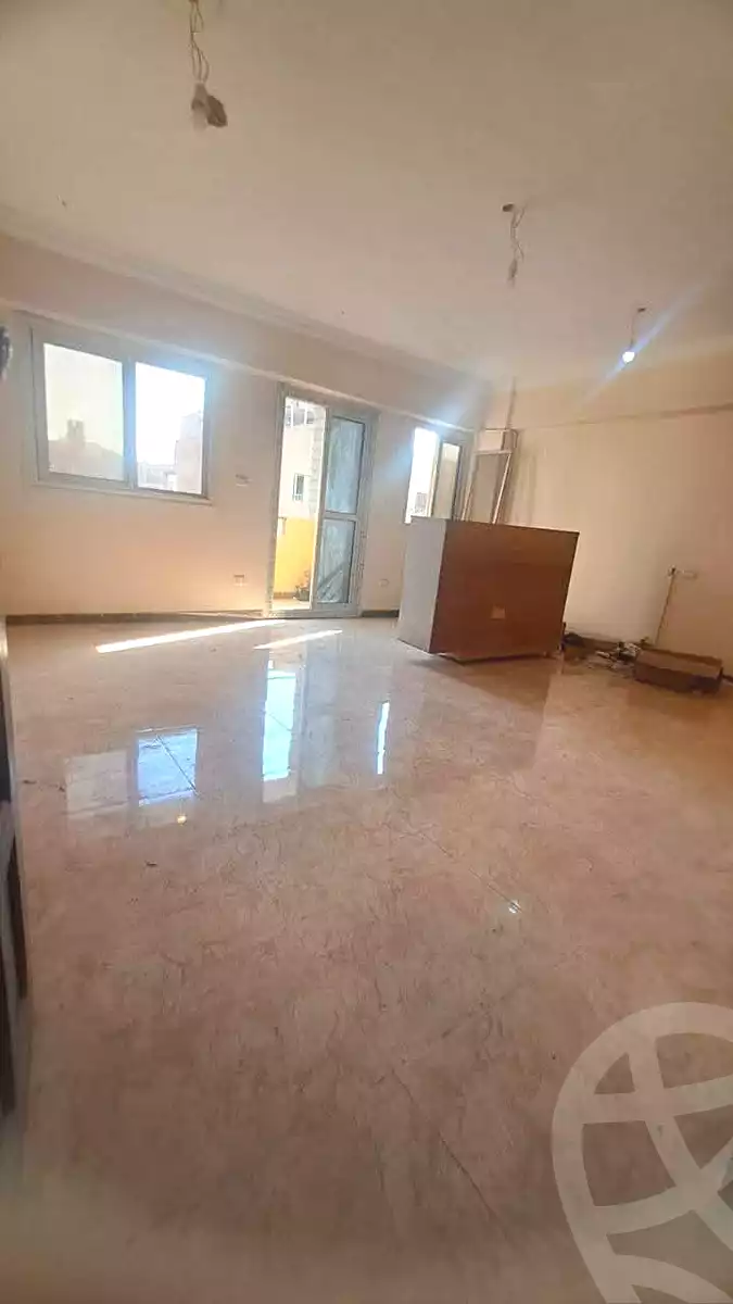 https://aqarmap.com.eg/ar/listing/6617052-for-rent-cairo-helwan-helwan-el-sharkeya-abd-el-rahman-pasha-st