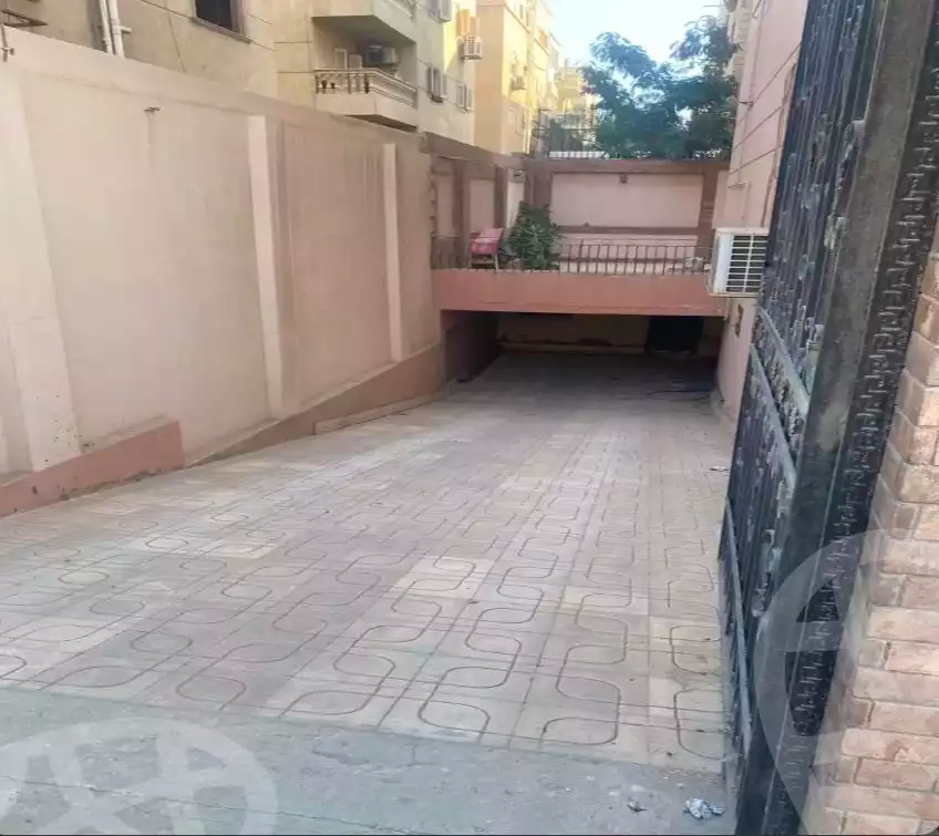 https://aqarmap.com.eg/ar/listing/6617647-for-sale-cairo-new-cairo-el-ahyaa-first-neighborhood