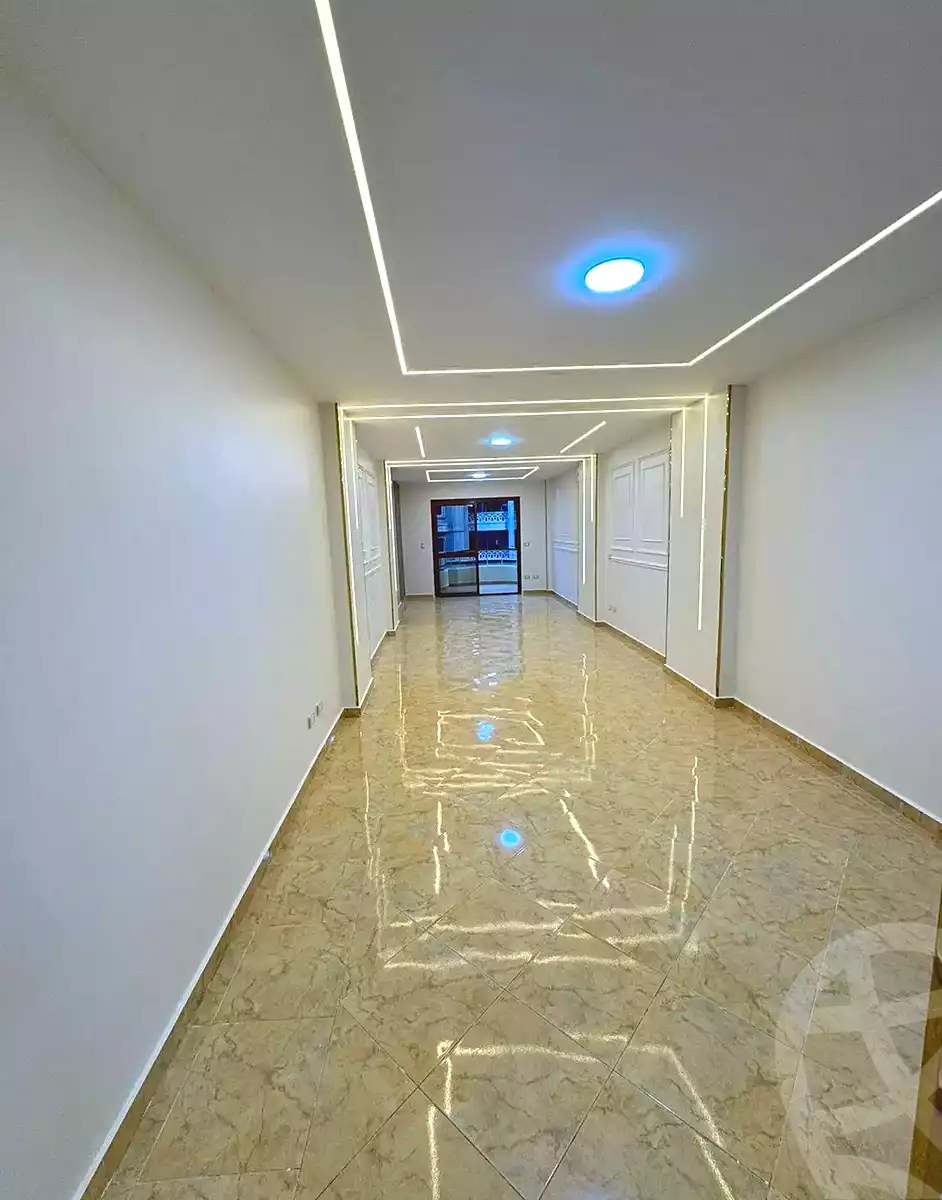 https://aqarmap.com.eg/ar/listing/6619326-for-sale-alexandria-sydy-bshr-sydy-bshr-bhry-shr-mhmwd-l-yswy