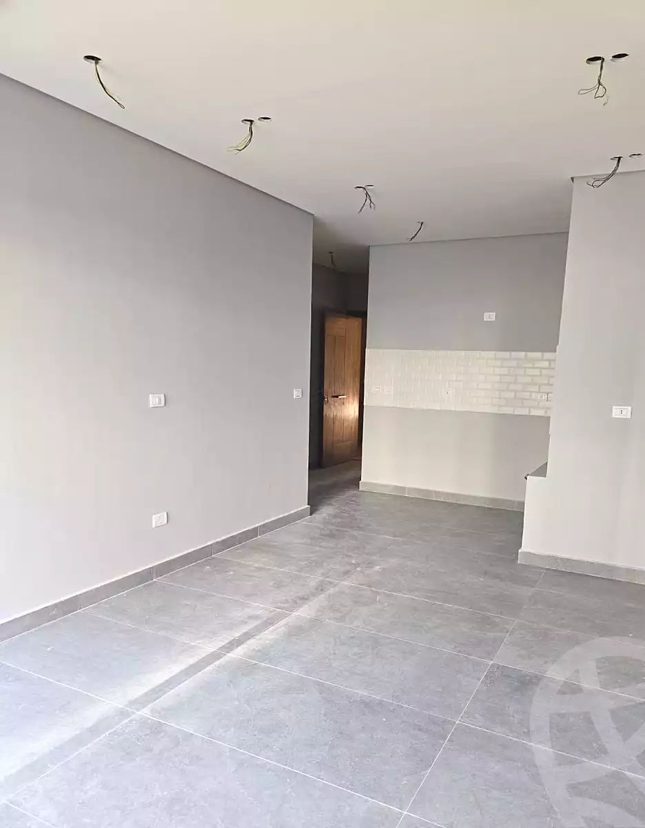 https://aqarmap.com.eg/en/listing/6620195-for-sale-cairo-el-sheikh-zayed-city-compounds-kmbwnd-fyldj-wyst-dr-llttwyr