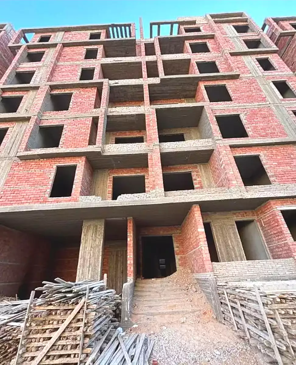https://aqarmap.com.eg/en/listing/6620930-for-sale-cairo-al-oubour-compounds