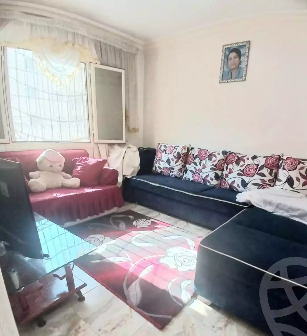 https://aqarmap.com.eg/ar/listing/6621244-for-sale-alexandria-sydy-bshr-sydy-bshr-bhry-shr-mhmwd-l-yswy