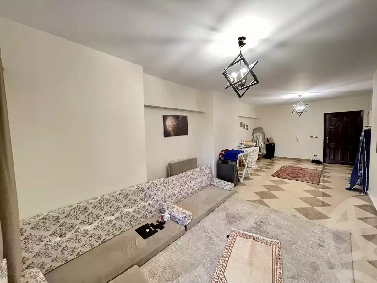 https://aqarmap.com.eg/en/listing/6621389-for-sale-alexandria-el-montazah