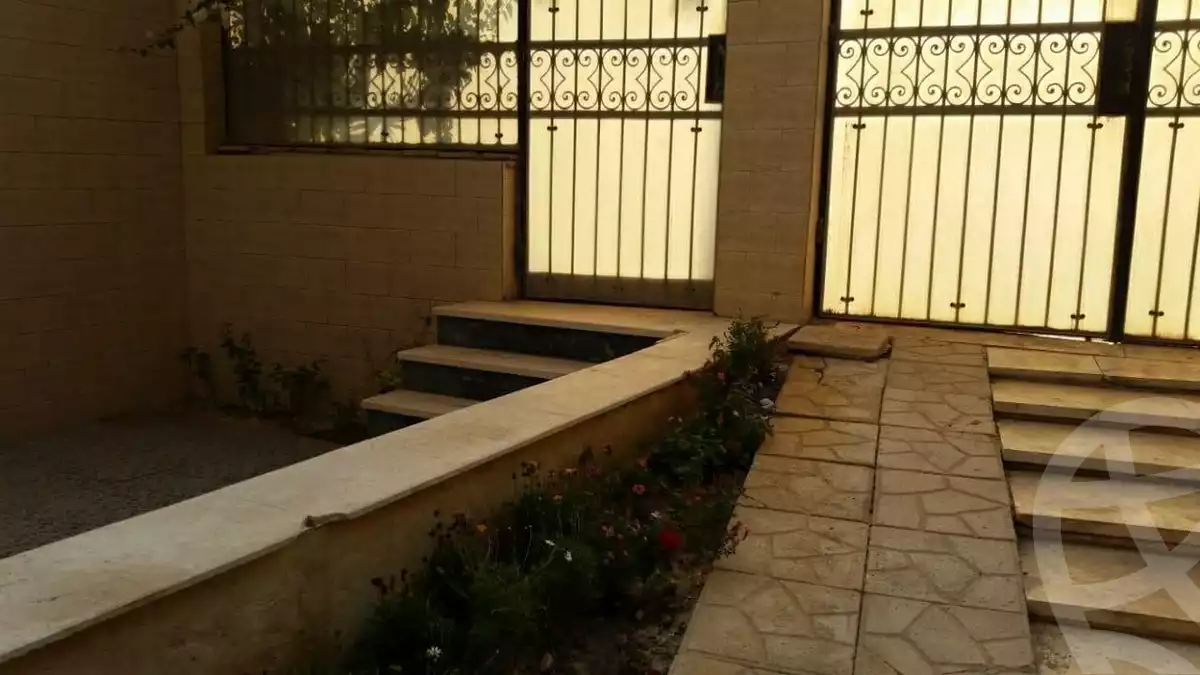 https://aqarmap.com.eg/ar/listing/6624899-for-sale-cairo-new-cairo-el-narges-el-narges-1-badr-khan-ali-st