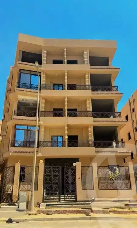 https://aqarmap.com.eg/ar/listing/6625644-for-sale-cairo-el-sheikh-zayed-city-compounds-tiamo-city