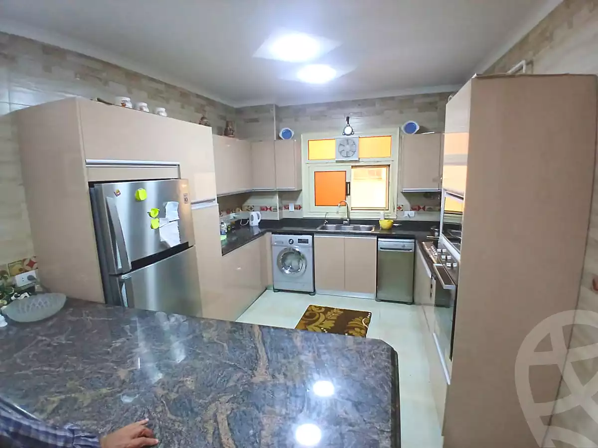 https://aqarmap.com.eg/ar/listing/6627008-for-sale-cairo-6th-of-october-el-hay-el-motamyz-fourth-touristic-village-mohamed-ahmed-barhoma-st