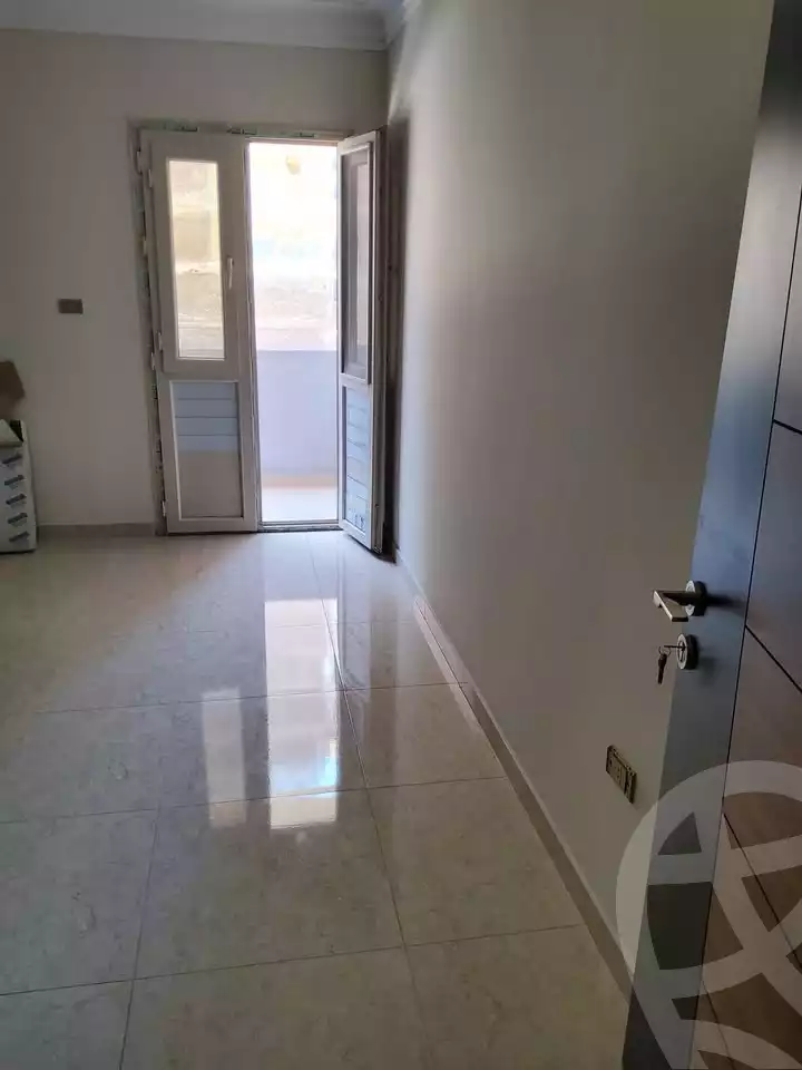 https://aqarmap.com.eg/ar/listing/6628276-for-sale-alexandria-sydy-bshr-sydy-bshr-bhry-gamal-abd-el-nasir-st
