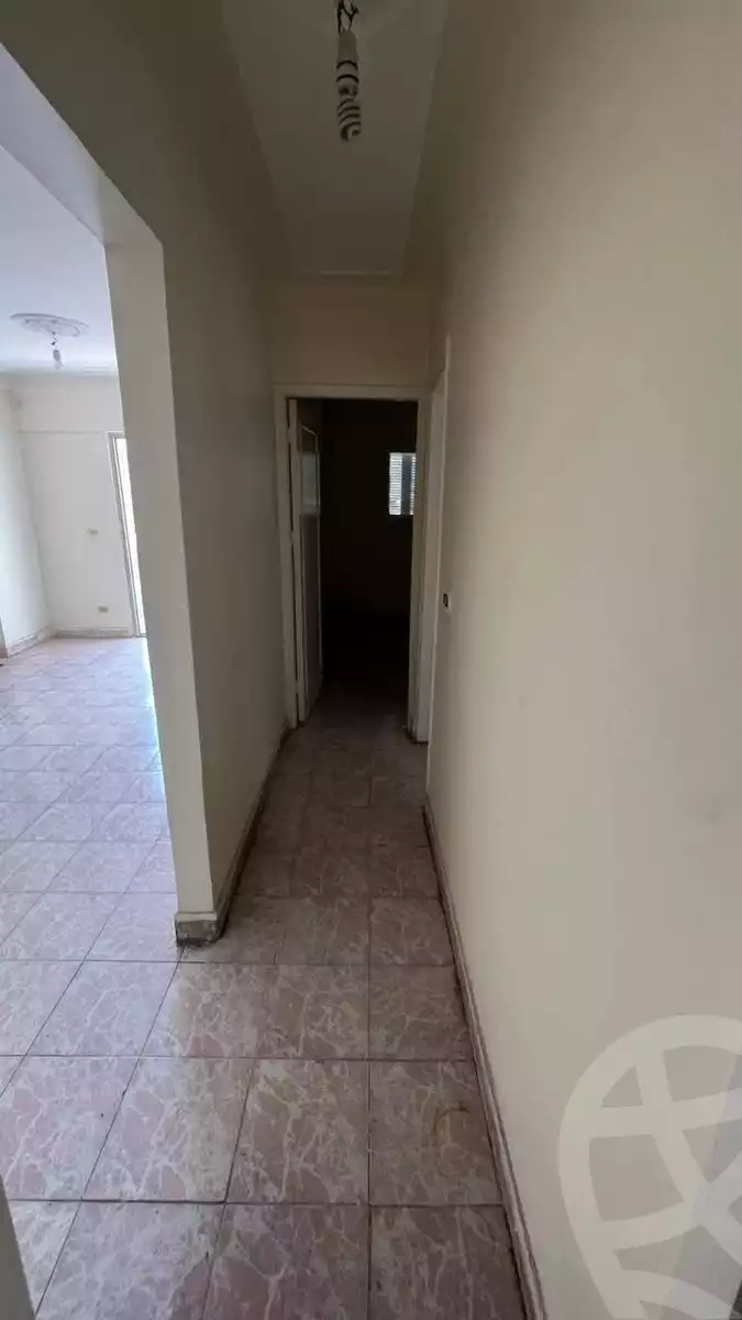 https://aqarmap.com.eg/ar/listing/6629507-for-sale-alexandria-el-asafra-l-sfr-bhry