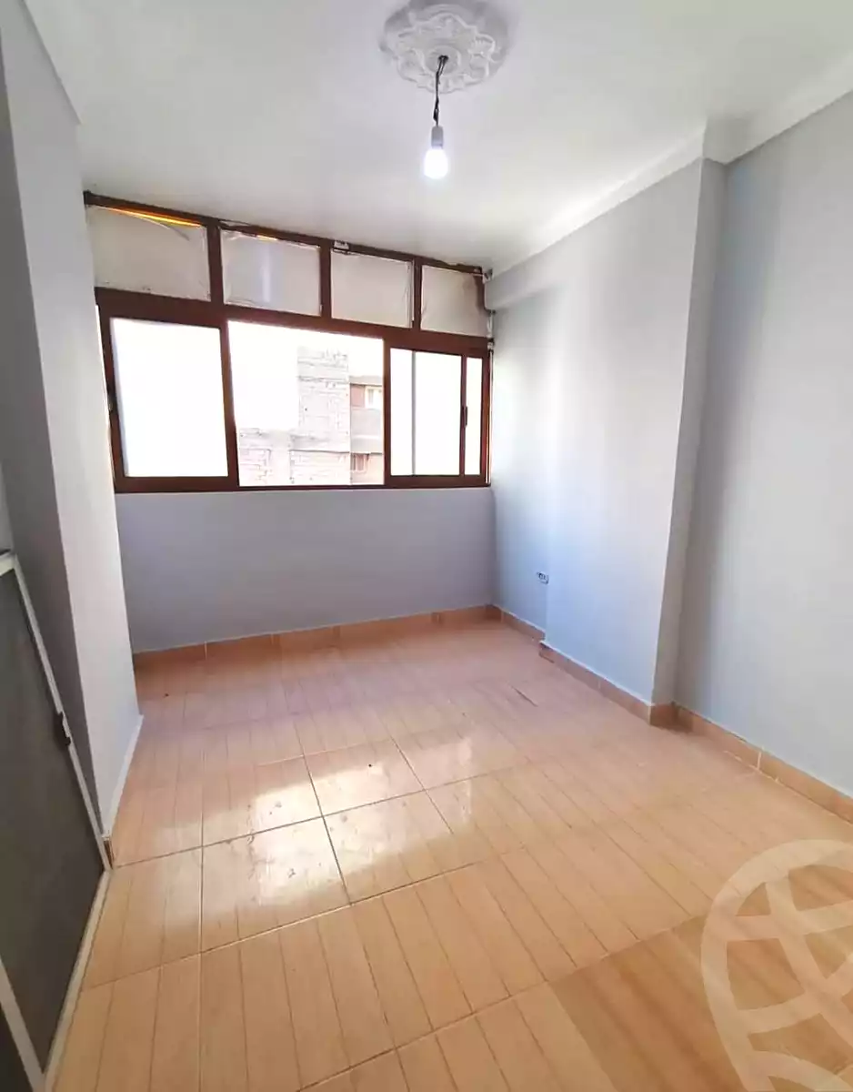 https://aqarmap.com.eg/en/listing/6629806-for-sale-alexandria-lsywf-el-falki