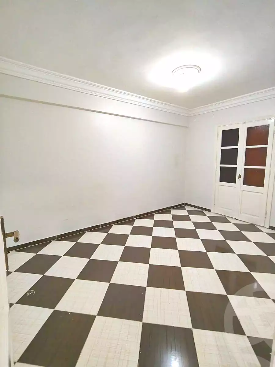 https://aqarmap.com.eg/en/listing/6629922-for-sale-alexandria-el-asafra-l-sfr-bhry