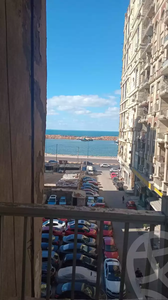 https://aqarmap.com.eg/ar/listing/6630650-for-sale-alexandria-lauran-mohammed-al-eqbal-st