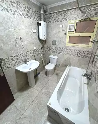 https://aqarmap.com.eg/ar/listing/6631291-for-rent-cairo-el-maadi-compounds
