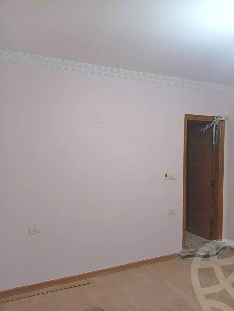 https://aqarmap.com.eg/en/listing/6632423-for-sale-cairo-helwan-helwan-el-sharkeya-ryad-pasha-st
