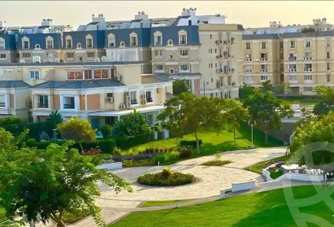 https://aqarmap.com.eg/en/listing/6632978-for-sale-cairo-new-cairo-compounds-mountain-view-hyde-park
