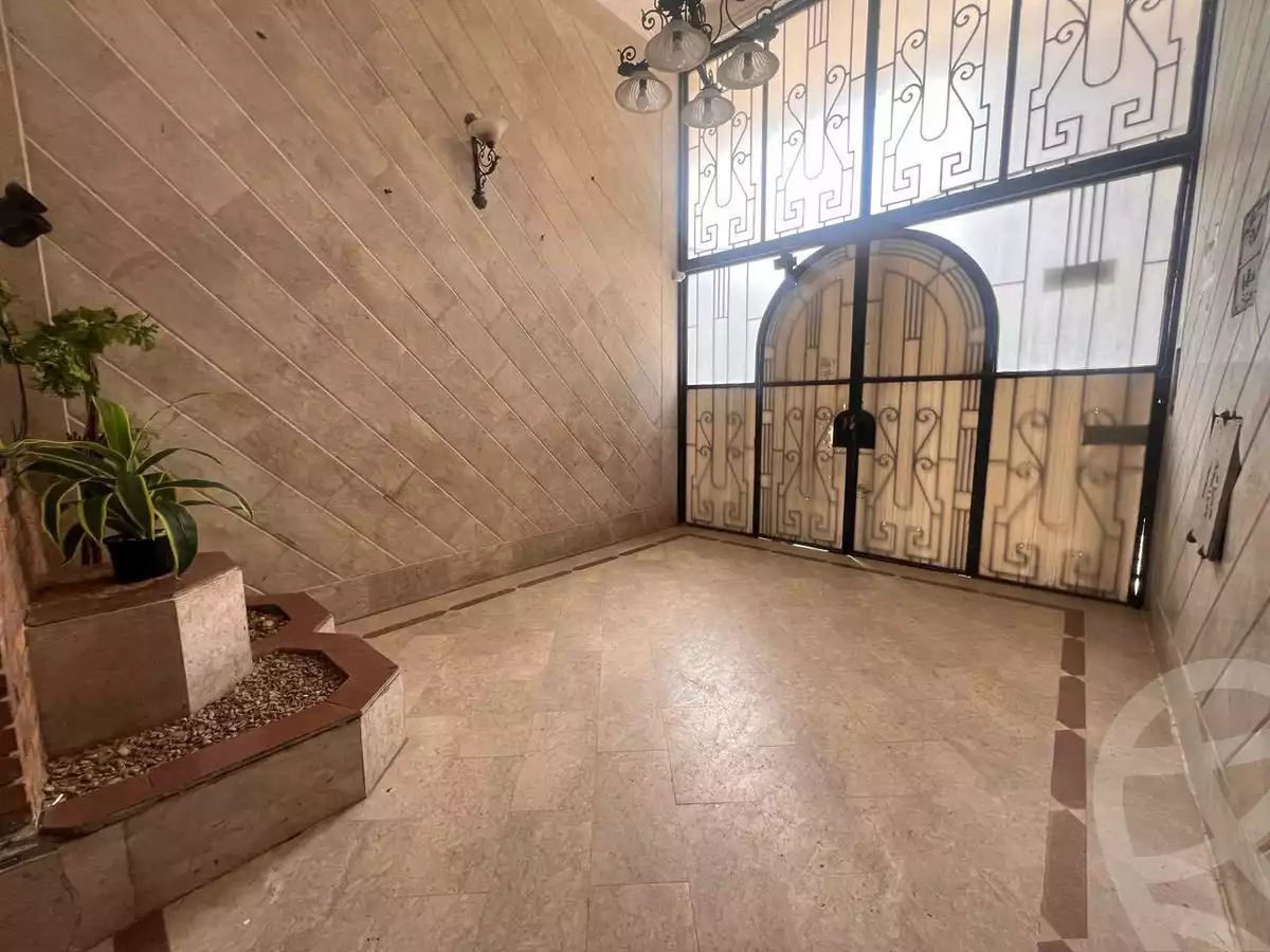 https://aqarmap.com.eg/en/listing/6633180-for-sale-cairo-heliopolis-ard-el-golf-nabil-el-wakkad