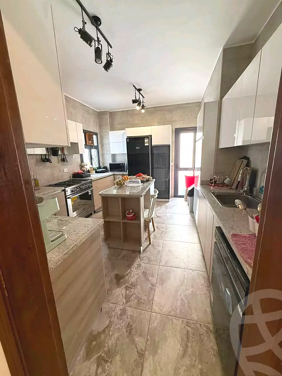 https://aqarmap.com.eg/en/listing/6634064-for-sale-cairo-new-cairo-compounds-kmbwnd-ldf-lwtny