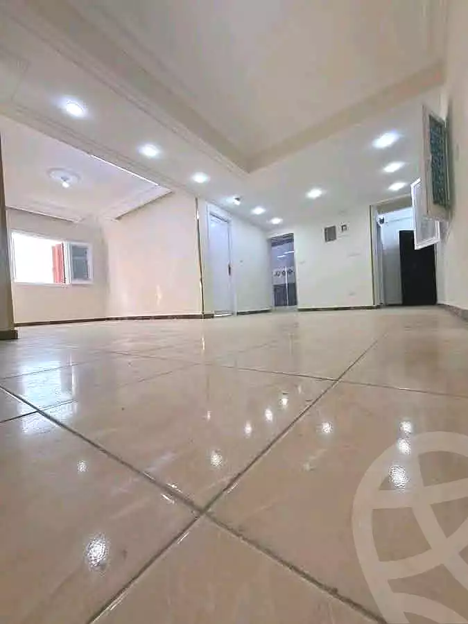 https://aqarmap.com.eg/ar/listing/6634613-for-sale-cairo-helwan-helwan-el-sharkeya-abd-el-rahman-pasha-st
