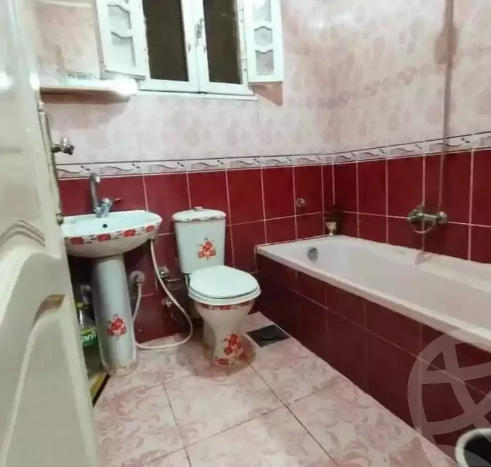 https://aqarmap.com.eg/ar/listing/6635322-for-sale-alexandria-l-jmy-lbytsh-shahr-al-assal-st