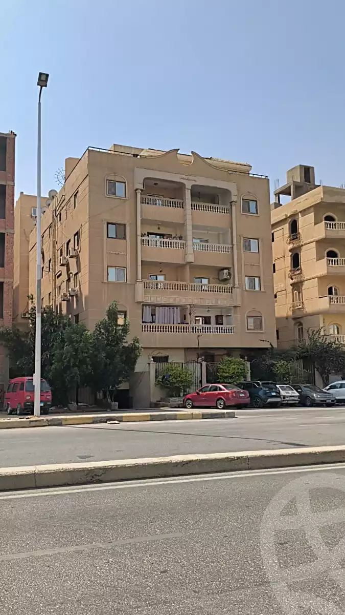 https://aqarmap.com.eg/en/listing/6636007-for-sale-cairo-new-cairo-el-narges-el-narges-omarat-street-79