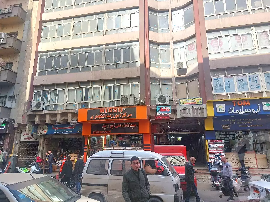 https://aqarmap.com.eg/en/listing/6284337-for-sale-cairo-downtown-el-azbakya-el-gomhoreya-st