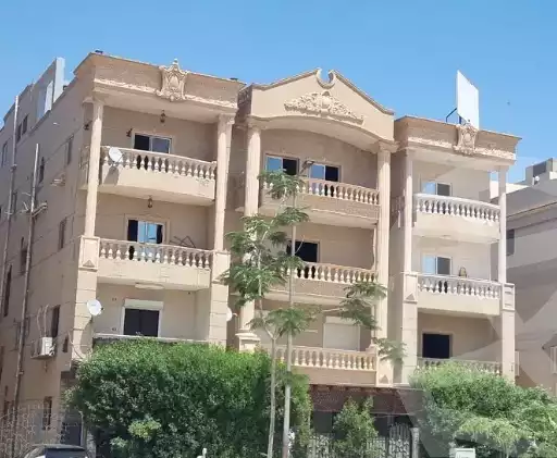 https://aqarmap.com.eg/ar/listing/6636366-for-sale-cairo-el-shorouk-lmntq-lthlth-neighbourhood-2