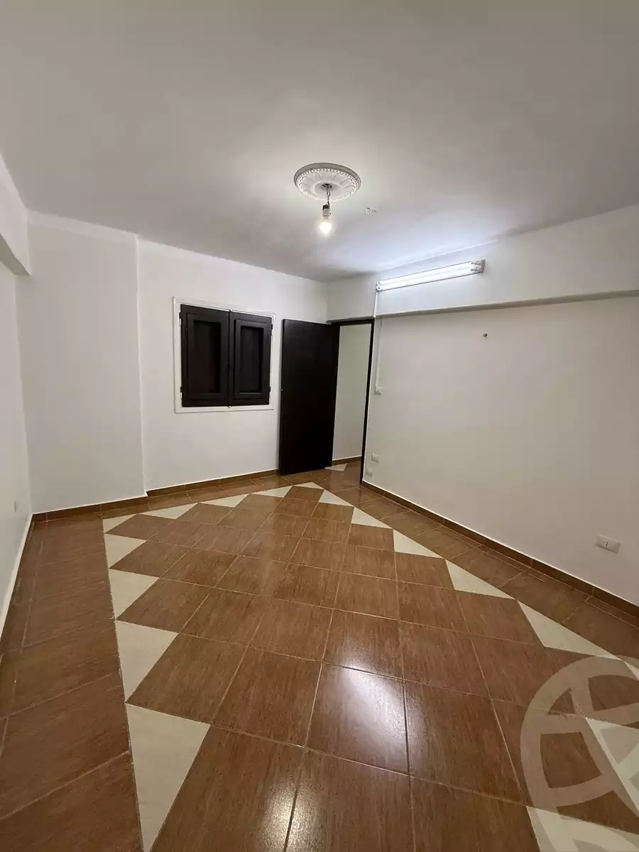 https://aqarmap.com.eg/ar/listing/6636884-for-sale-alexandria-el-asafra-l-sfr-bhry