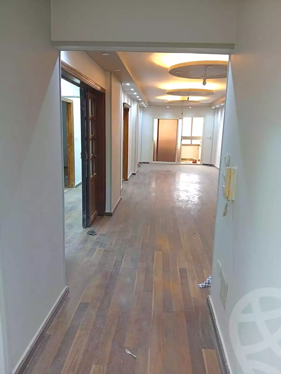 https://aqarmap.com.eg/ar/listing/6637055-for-sale-cairo-helwan-helwan-el-sharkeya-ryad-pasha-st